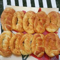 A picture of Pretzels.