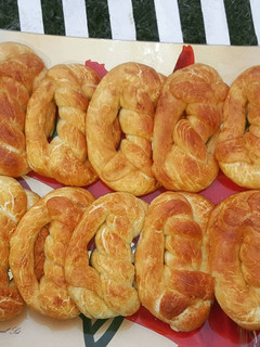 A picture of Pretzels.