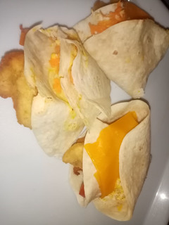 Una foto de Rapiditas Bimbo con pollo