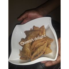 A picture of My crispy samosa.