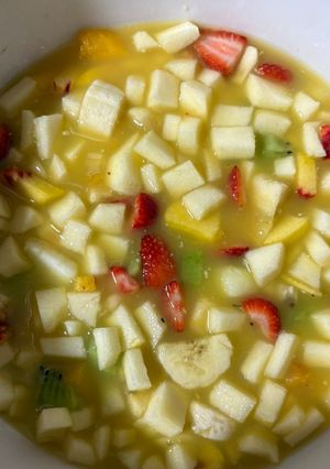 Una foto de Ensalada de frutas 🍈🍓🍊
