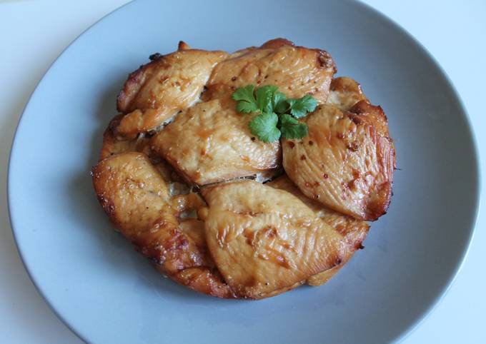 Куриное филе запечённое с соусом терияки и майонезом