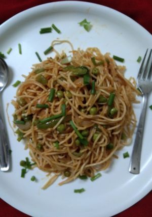 A picture of Hakka noodles.