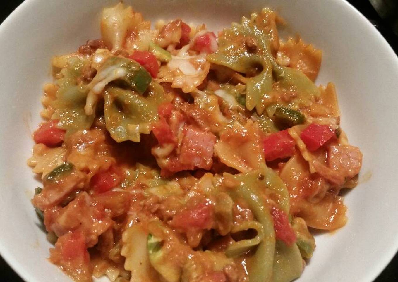 Fried Farfal with Bacon and Meat Sauce