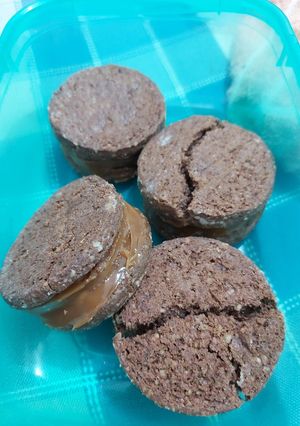 Una foto de Alfajores de nuez