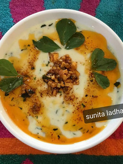 लहसुनिया मेथी का रायता (Garlic Methi Raita Recipe In Hindi) रेसिपी मुख्य फोटो