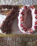 Torta a numero: tiramisù classico/tiramisù con mousse di fragole