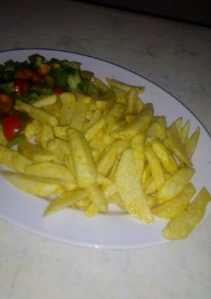 A picture of Home made French fries.