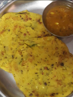 உங்களுக்கு பிடித்த பருப்பு அடை தோசை ரெசிபி #the.Chennai.foodie #thechennaifoodie செய்முறை முக்கிய புகைப்படம்