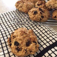 A picture of Vegan Rock Cakes.