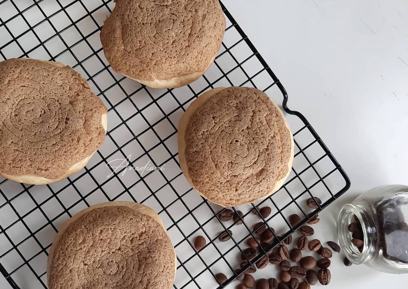 Coffee bun/ Roti O'/ Rotiboy/ Mexican bun