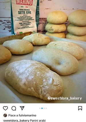 A picture of Arabic Rolls with Sourdough Starter Discard.