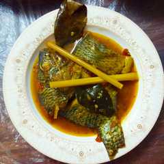 รูปของ Pindang ikan mujair khas sunda