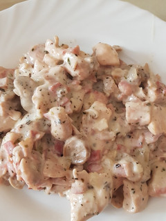 Una foto de Pechugas carbonara