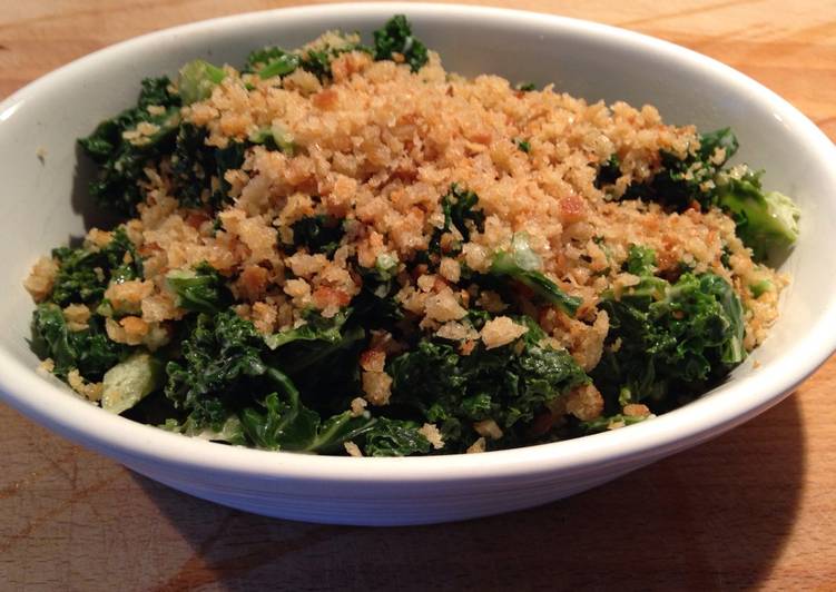 Step-by-Step Guide to Prepare Ultimate Curly Kale with Cream and Crispy Breadcbs