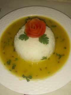 सोंधी तडका दाल चावल (Sondha tadka dal chawal recipe in hindi) रेसिपी मुख्य फोटो