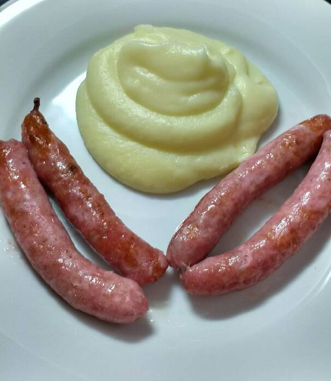 Foto principal de Salchichas con puré de patatas