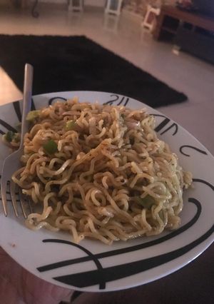 A picture of Quickie Noodles.