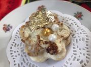 Una foto de crema licores