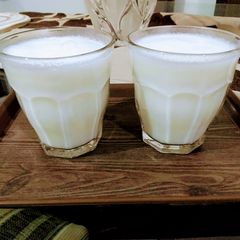 Meethi lassi A picture of Meethi lassi.