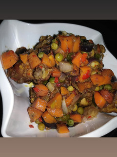 A picture of Peppered chicken.