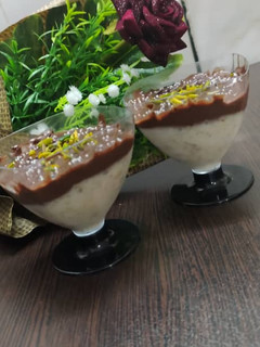 عکسی از دستور پودینگ موز و شکلات