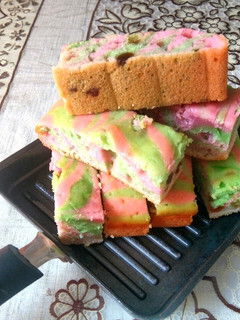 A picture of Eggless tricolour cake.