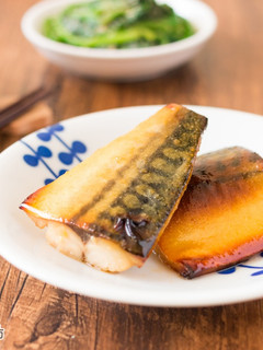 【影片】簡易日式料理 - 味噌烤鯖魚 的食譜成品照片
