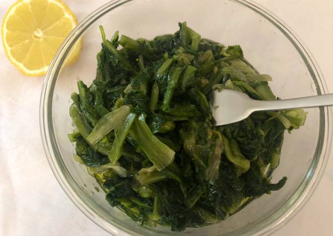Recipe of Eric Ripert Boiled greens salad