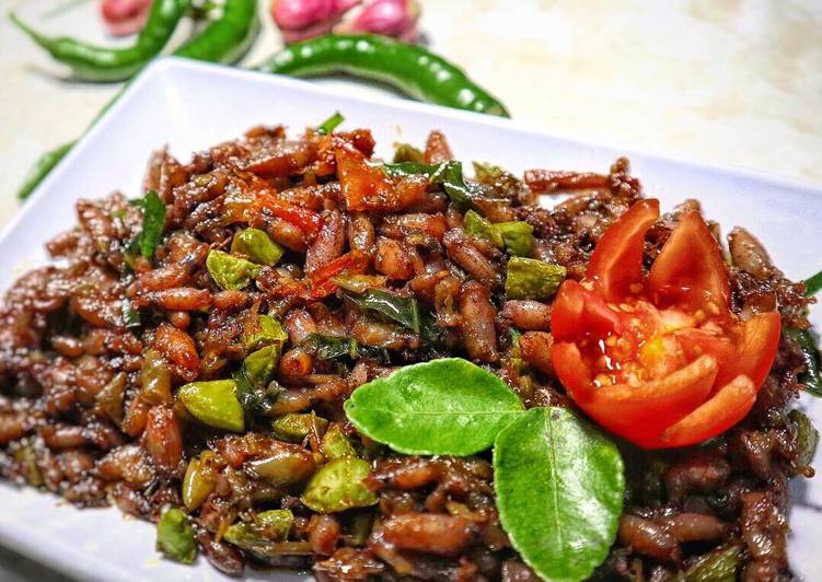 Resep Baby Cumi Pete Sambal Ijo, Lezat Sekali