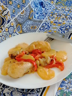 Una foto de Pollo con nata