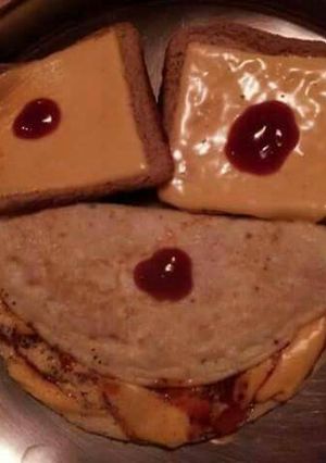 A picture of Sanchit's cheese omelette .