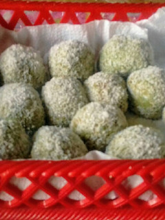 Una foto de Trufas de bizcochuelo de Delia
