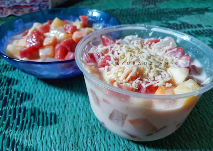 Resep Salad Buah Simple Oleh Shareresepmasak Id Cookpad