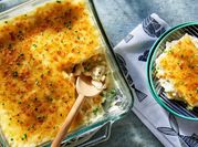 Una foto de lomos de bacalao congelado