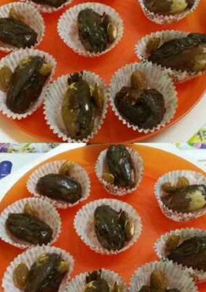 A picture of Chocolate and Fresh Cream stuffed Dates.