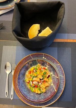 Una foto de Ceviche de salmón