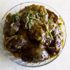 A picture of Brinjal gravy.