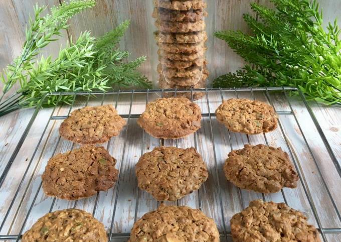 Crunchy Oats Coffee Cookies