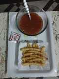ટોમેટો સૂપ વિથ ફ્રેન્ચ ફ્રાઈસ (Tomato Soup With French Fries Recipe In Gujarati)