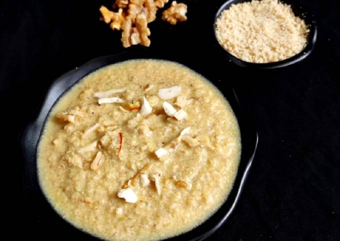 अखरोट की खीर (akhrot ki kheer recipe in Hindi) रेसिपी बनाने की विधि in  Hindi by Meetu Garg - Cookpad