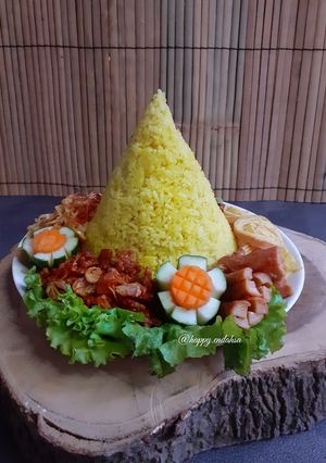 Foto resep Nasi Kuning Super Praktis