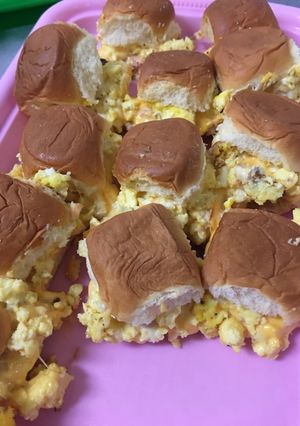 A picture of Ham egg and cheese sliders.
