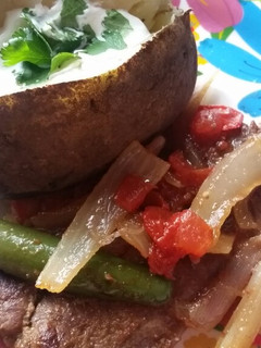 Una foto de Hueraz♡ Bistec