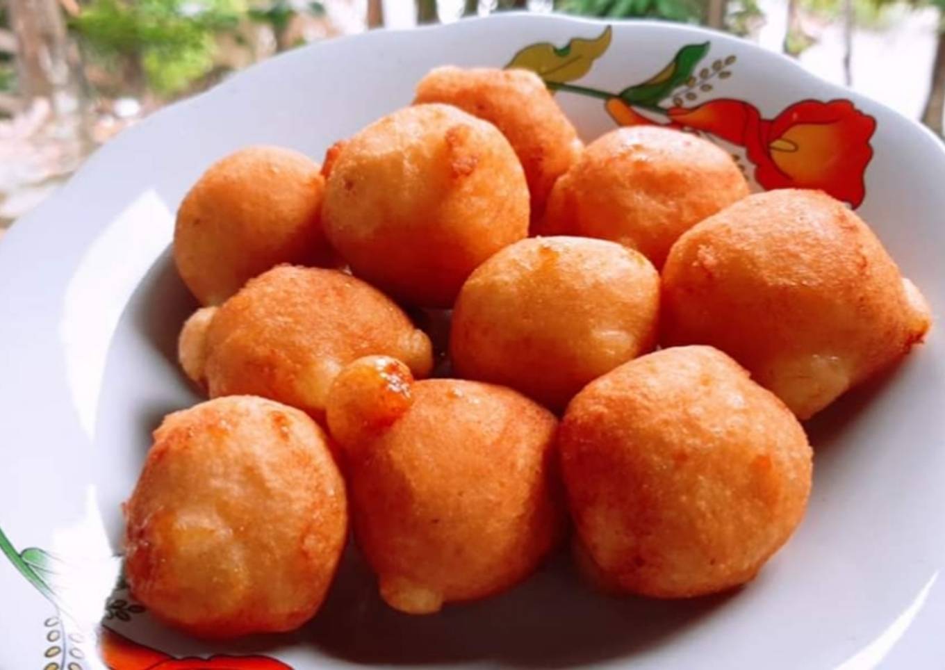 Onde onde singkong isi gula jawa