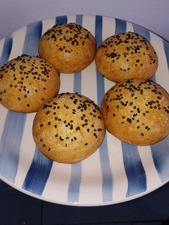 Una foto de Bollos rellenos de chorizo y queso