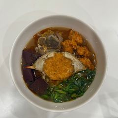 A picture of Crab and Shrimp Udon (Banh Canh Tom Cua).