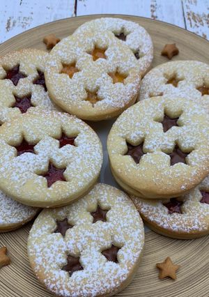 Une photo de Sablés de Noël à la confiture