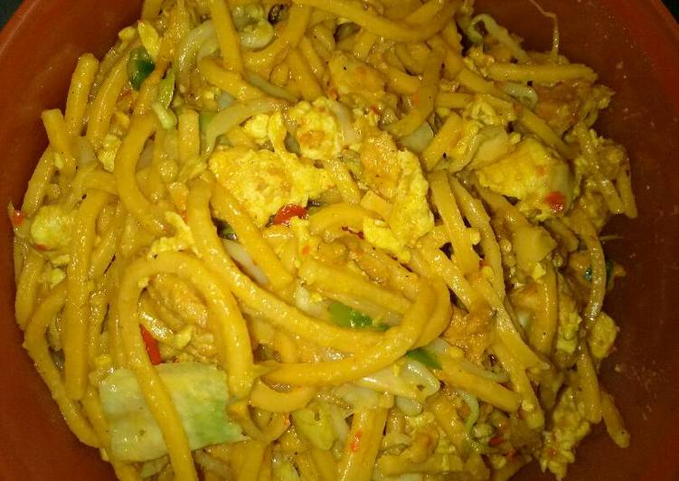 Cara Termudah Menyiapkan Mie gomak goreng Lezat Sekali