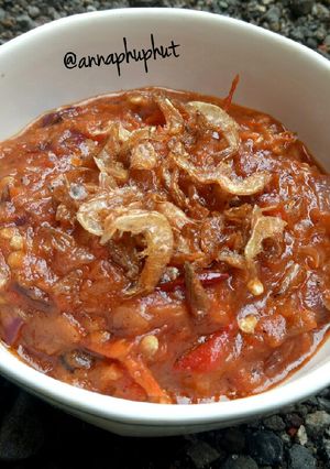 Foto resep Sambal Bawang Tomat Ebi #sambalkubedalho